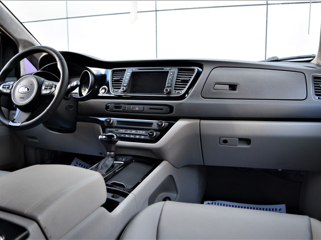 Kia Carnival 2.2 АКПП фото 24
