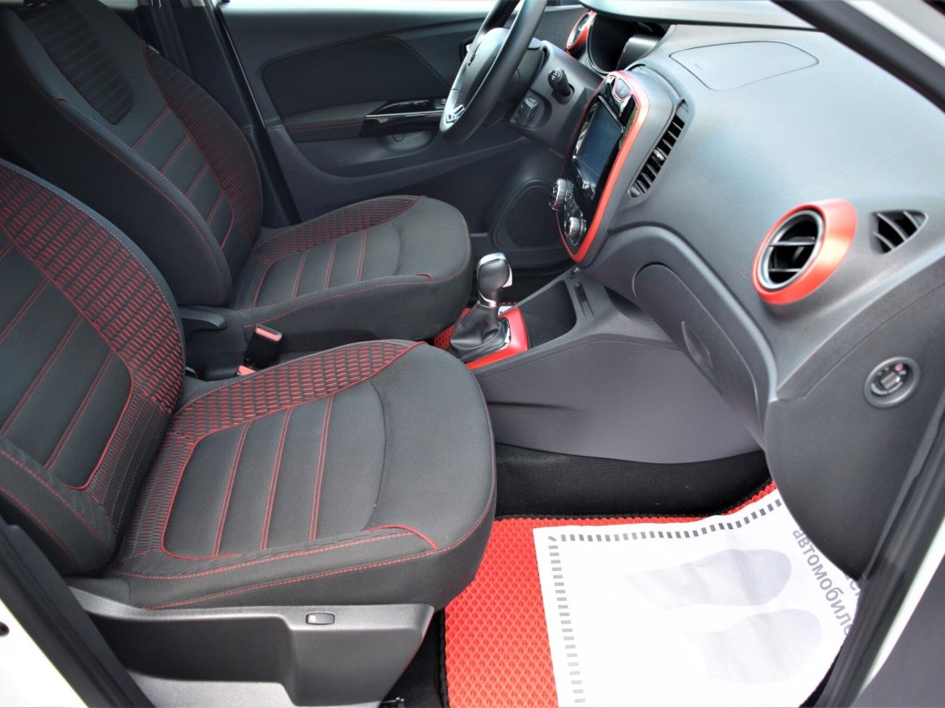 Renault Kaptur Play 2.0 АКПП фото 11