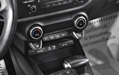 Kia Rio Luxe 1.6 АКПП превью 17