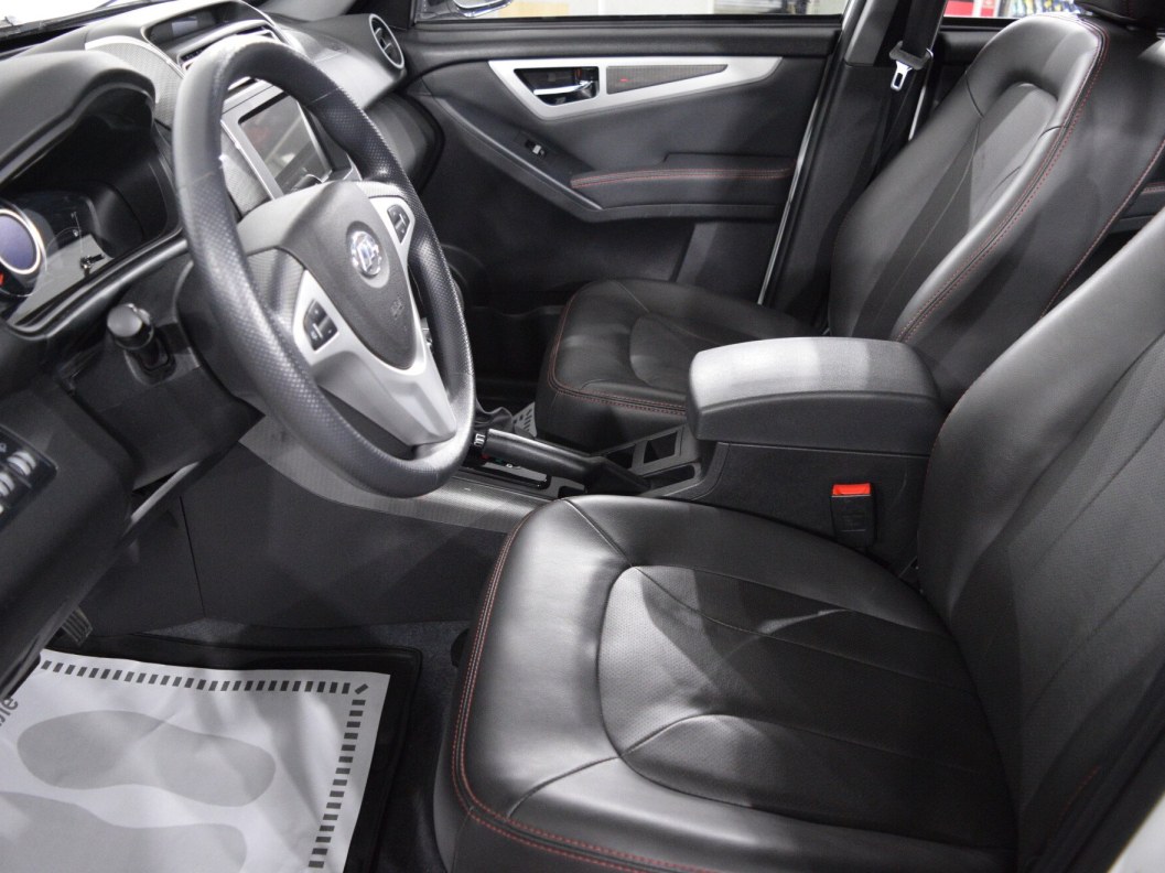 Lifan X60 Luxury+ 1.8 CVT фото 9