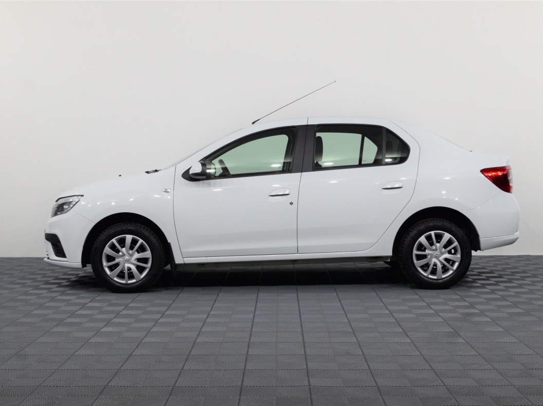 Renault Logan Drive 1.6 МКПП фото 5