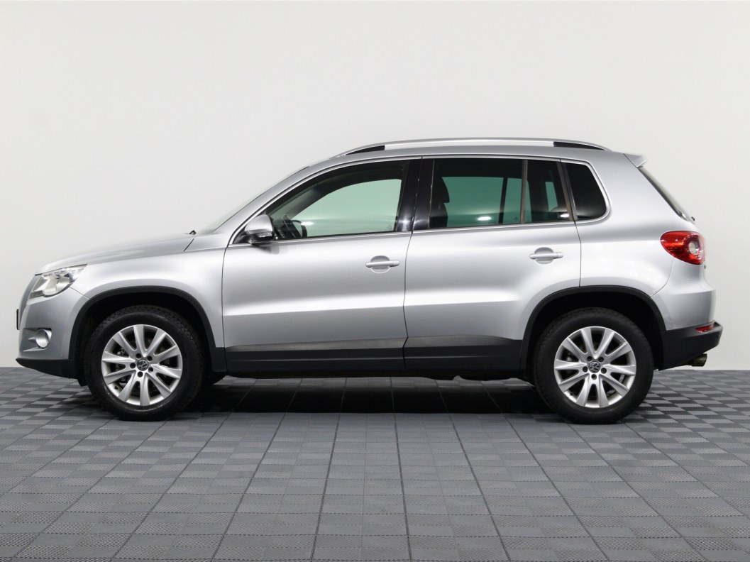 Volkswagen Tiguan 2.0 АКПП фото 5