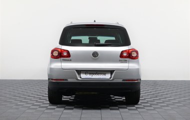 Volkswagen Tiguan 2.0 АКПП превью 7
