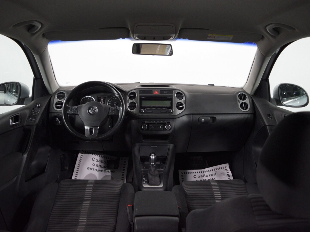 Volkswagen Tiguan 2.0 АКПП фото 10