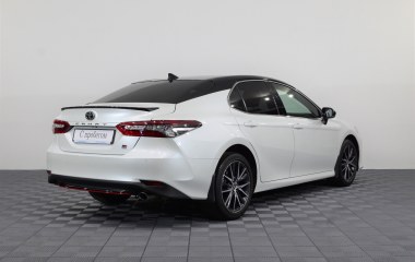 Toyota Camry GR Sport 2.5 АКПП превью 6