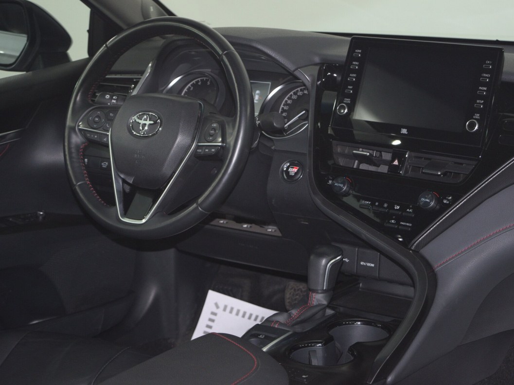 Toyota Camry GR Sport 2.5 АКПП фото 21