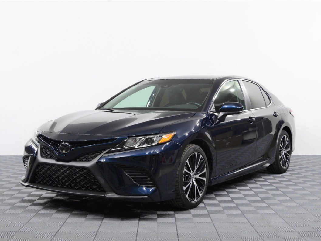 Toyota Camry 2.5 АКПП фото 3