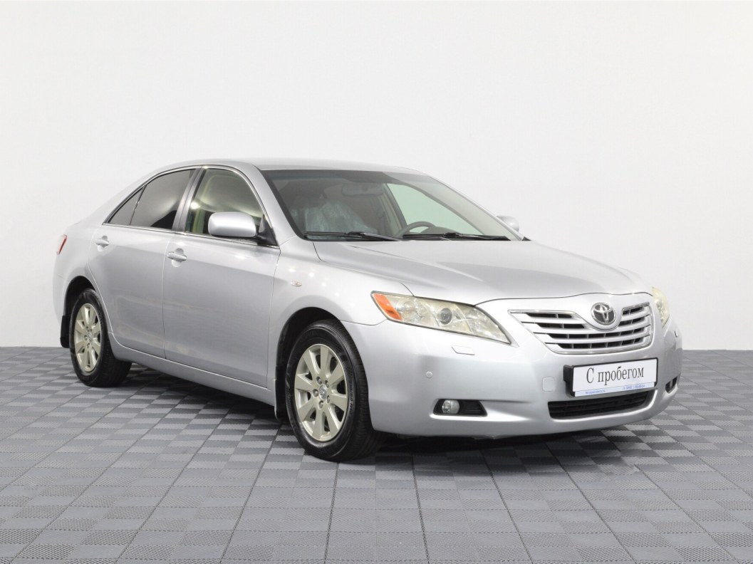 Toyota Camry 2.4 АКПП фото 1