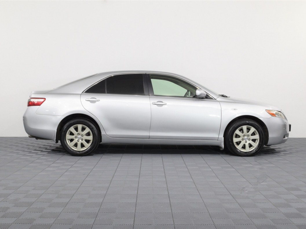Toyota Camry 2.4 АКПП фото 4