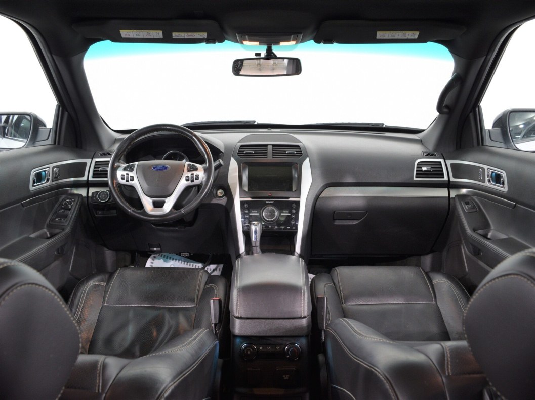 Ford Explorer Sport 3.5  фото 11