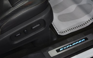 Ford Explorer Sport 3.5  превью 15