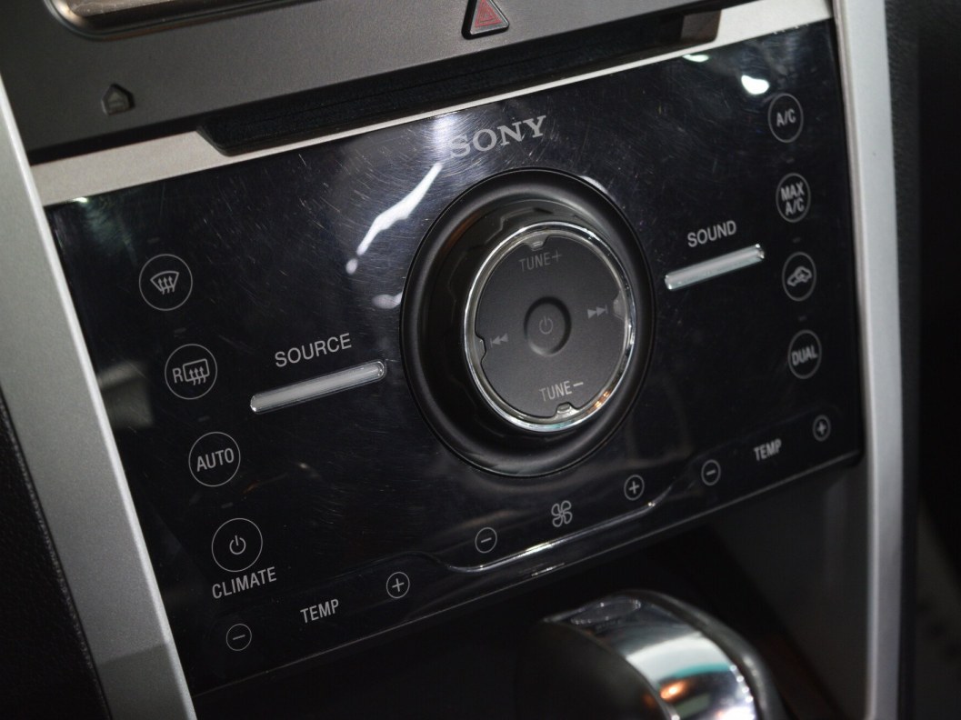Ford Explorer Sport 3.5  фото 18