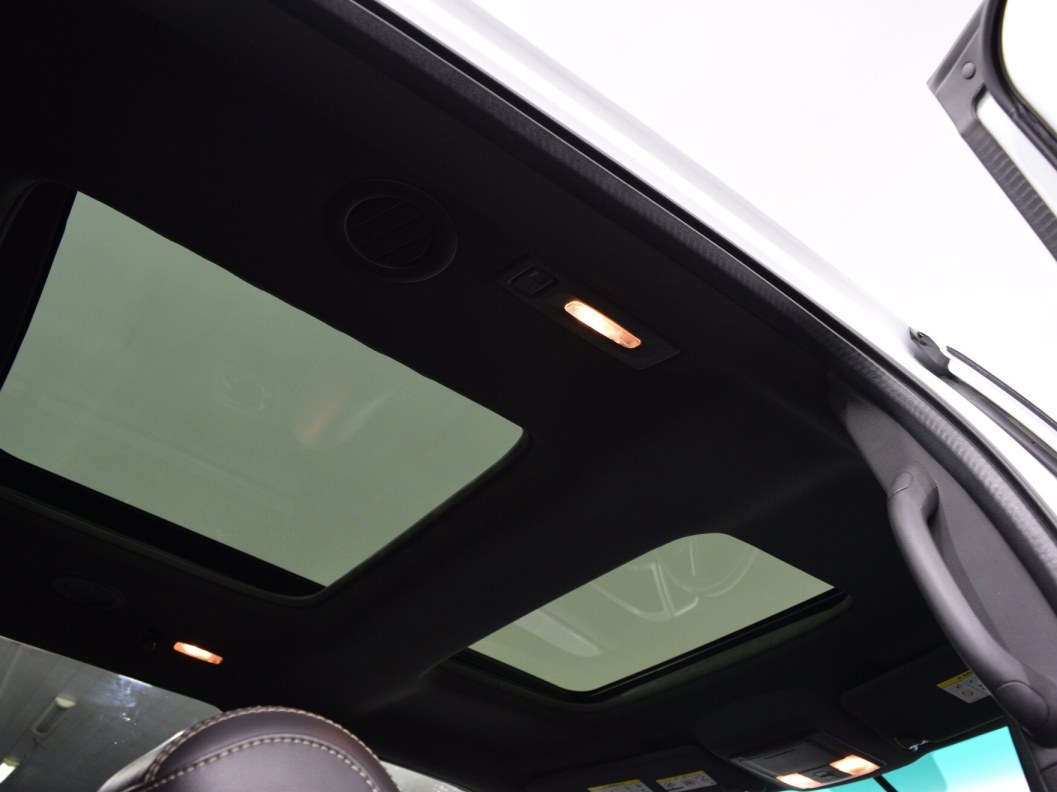 Ford Explorer Sport 3.5  фото 20