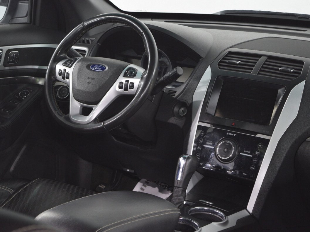 Ford Explorer Sport 3.5  фото 23