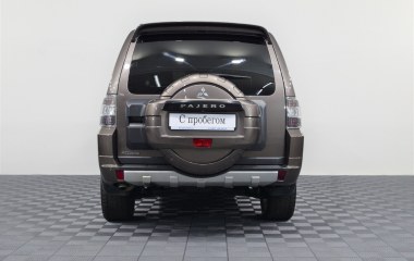 Mitsubishi Pajero Ultimate S72 3.2 АКПП превью 7