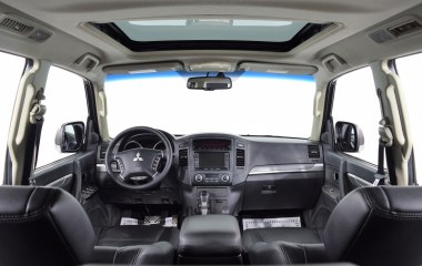 Mitsubishi Pajero Ultimate S72 3.2 АКПП превью 11