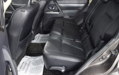 Mitsubishi Pajero Ultimate S72 3.2 АКПП превью 14