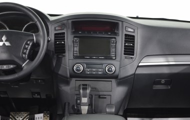 Mitsubishi Pajero Ultimate S72 3.2 АКПП превью 22