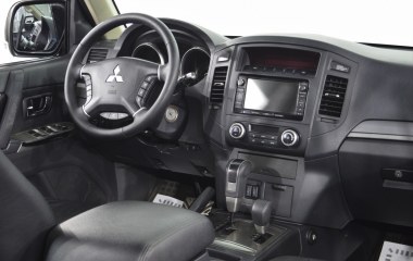 Mitsubishi Pajero Ultimate S72 3.2 АКПП превью 23