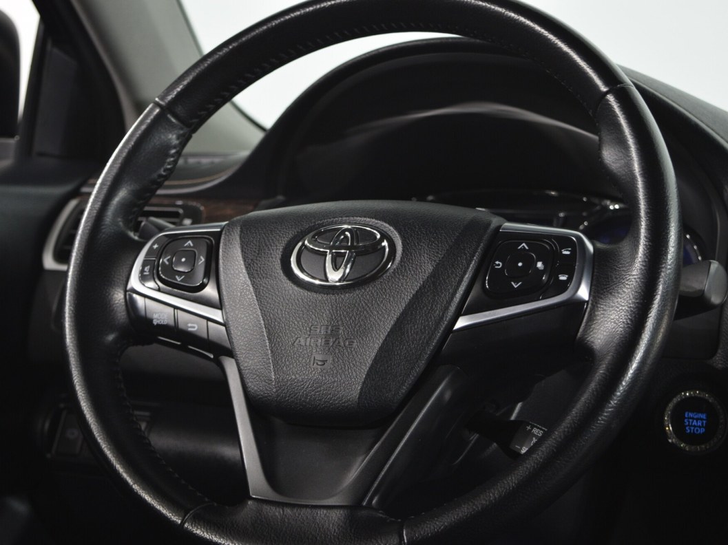 Toyota Camry Престиж 2.5 АКПП фото 16