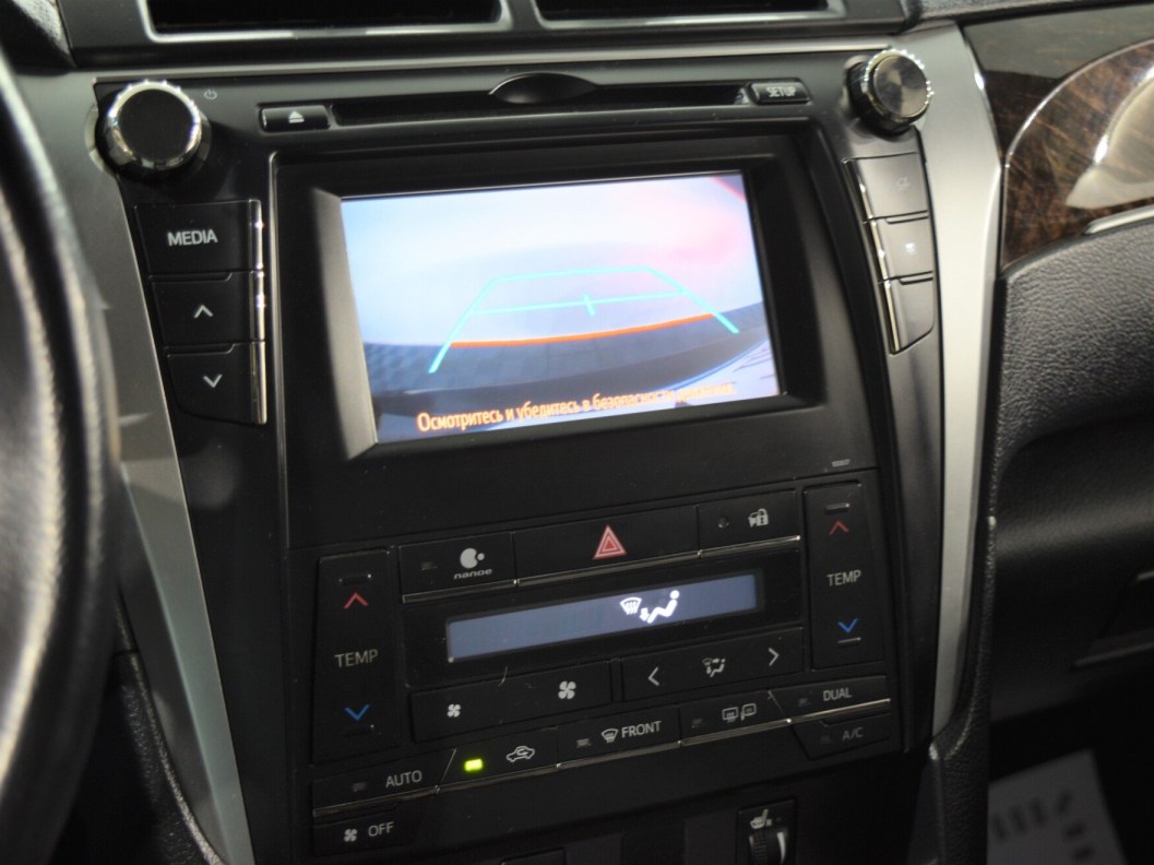 Toyota Camry Престиж 2.5 АКПП фото 17
