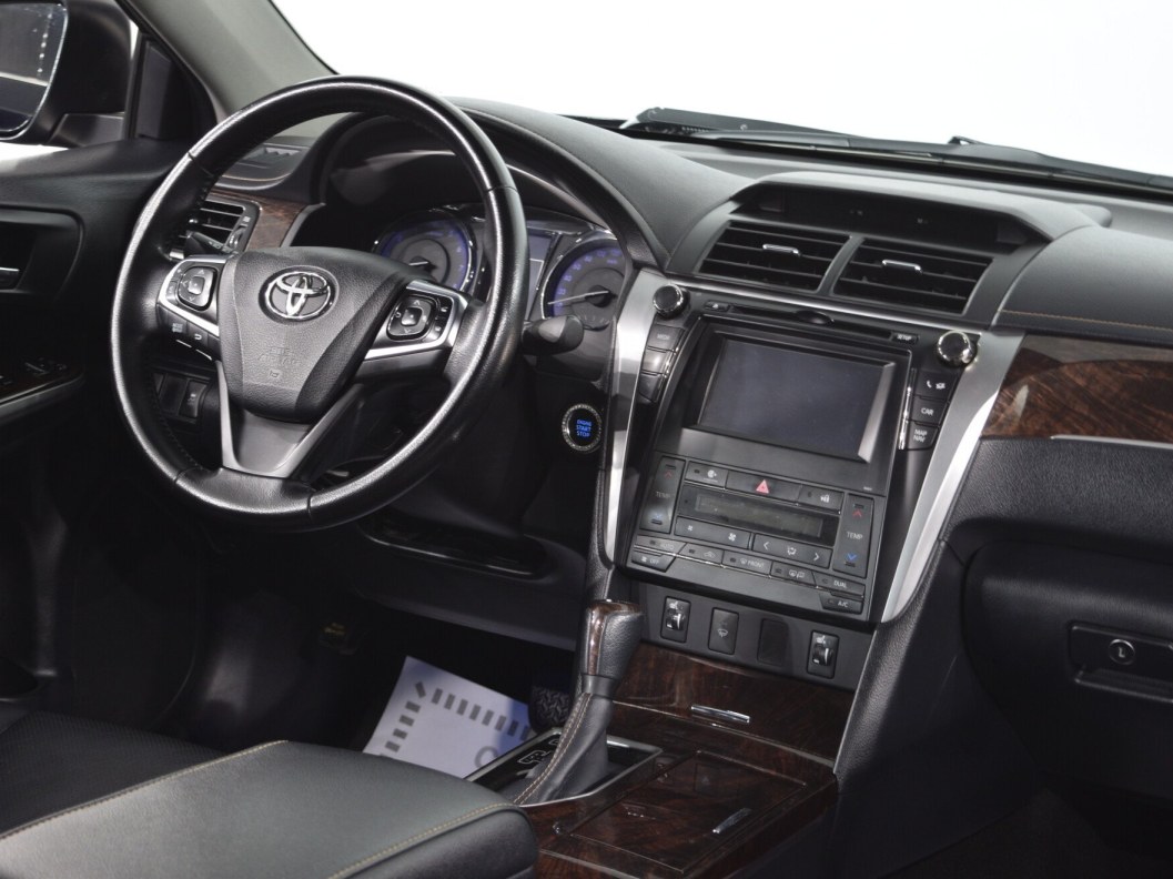 Toyota Camry Престиж 2.5 АКПП фото 21