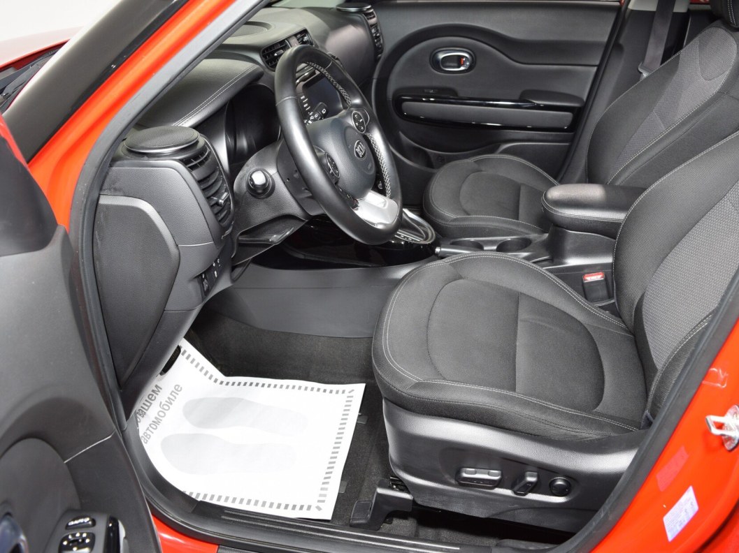 Kia Soul Prestige 1.6 АКПП фото 9