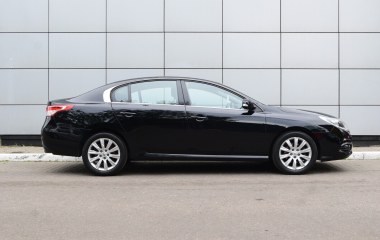 Renault Latitude Dynamique 2.0 CVT превью 4