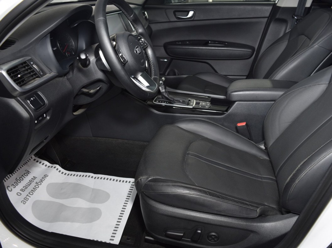 Kia Optima Premium 2.0 АКПП фото 9
