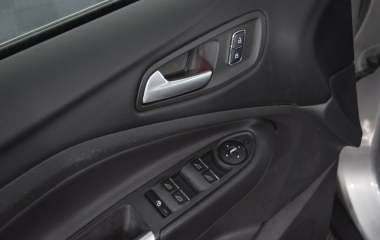 Ford Kuga 2.0  превью 14