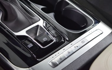 Kia Carnival Luxe 2.2 АКПП превью 18