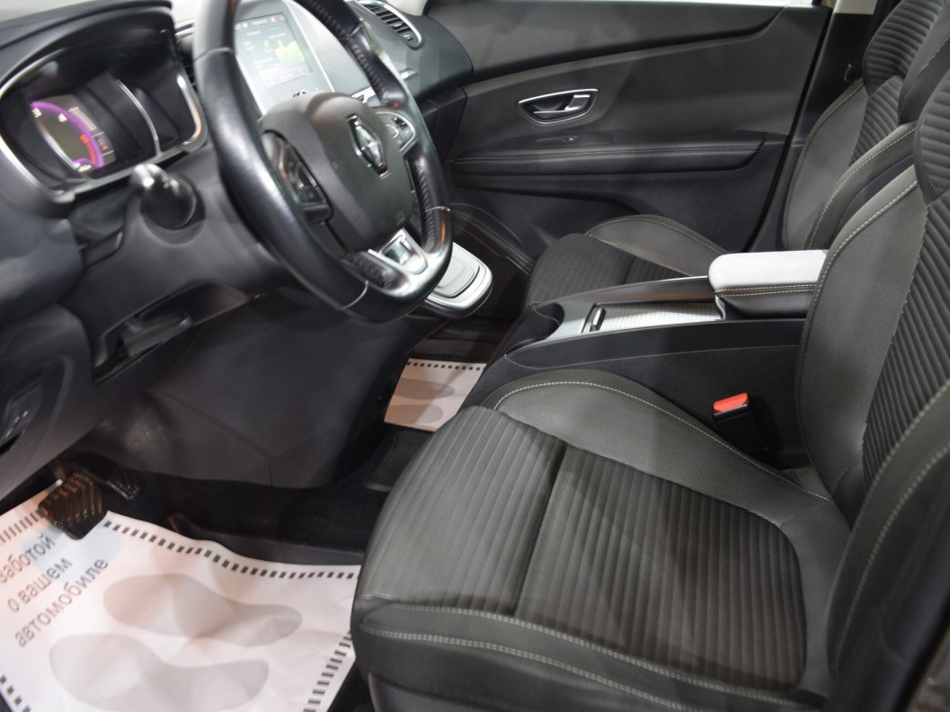 Renault Scenic 1.5  фото 7
