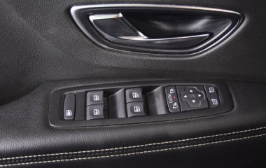 Renault Scenic 1.5  превью 12
