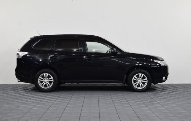 Mitsubishi Outlander Intense S80 2.0 CVT превью 4