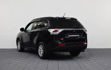 Mitsubishi Outlander Intense S80 2.0 CVT превью 8
