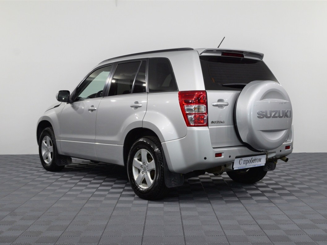 Suzuki Grand Vitara Exclusive 2.0 АКПП фото 8