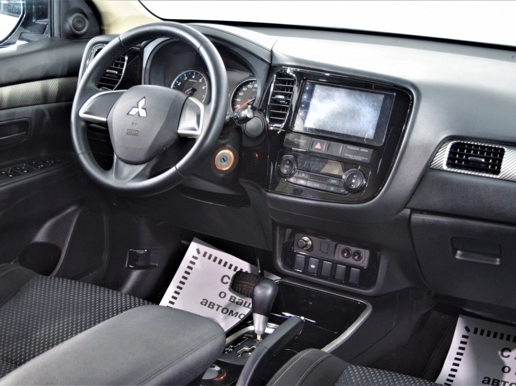 Mitsubishi Outlander Inform S02 2.0 CVT фото 19