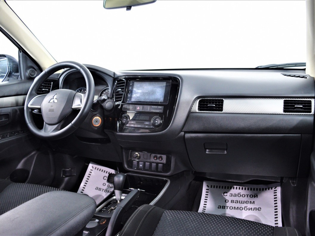 Mitsubishi Outlander Inform S02 2.0 CVT фото 20