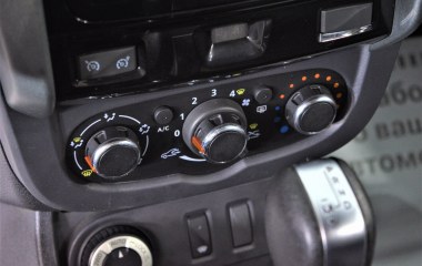 Renault Duster Privilege 2.0 АКПП превью 17