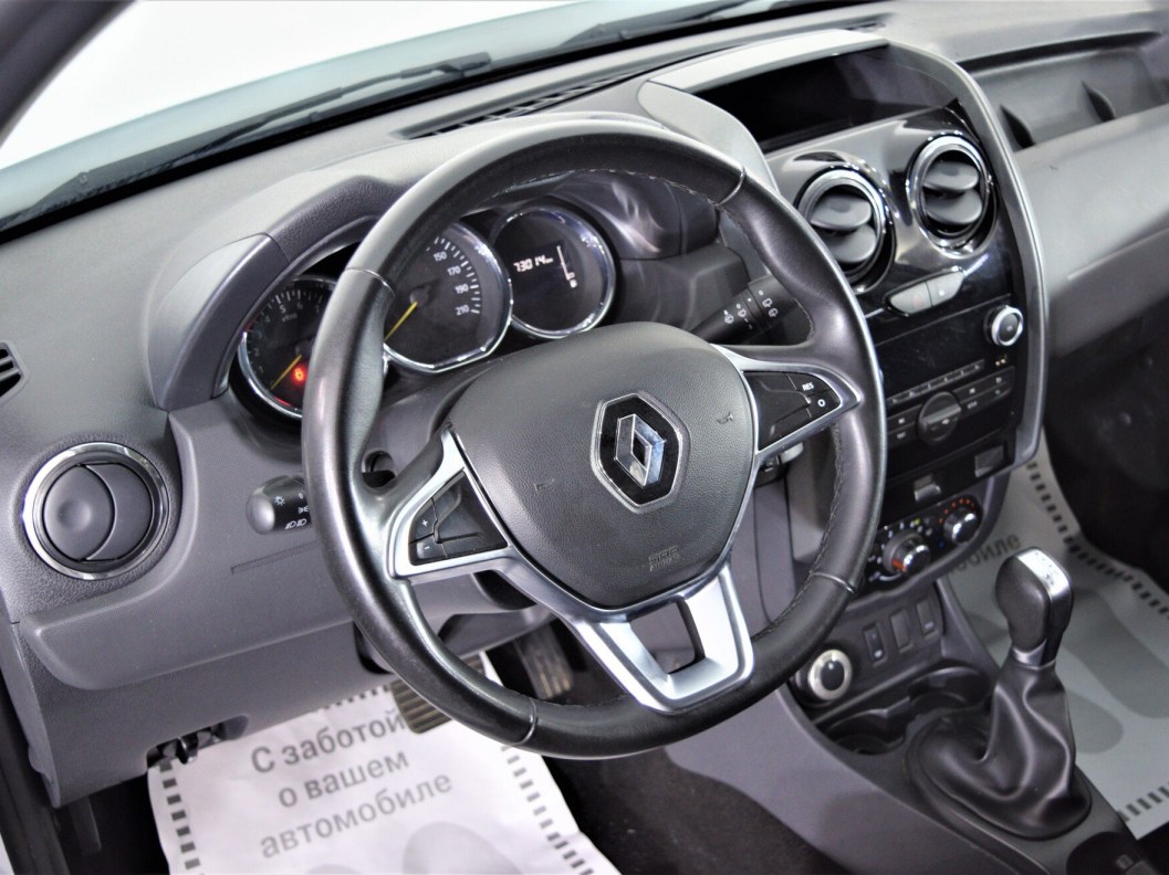 Renault Duster Privilege 2.0 АКПП фото 19