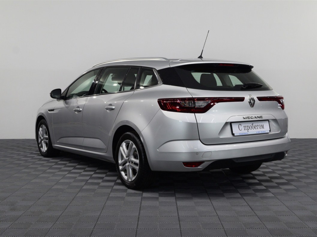Renault Megane 1.5  фото 8