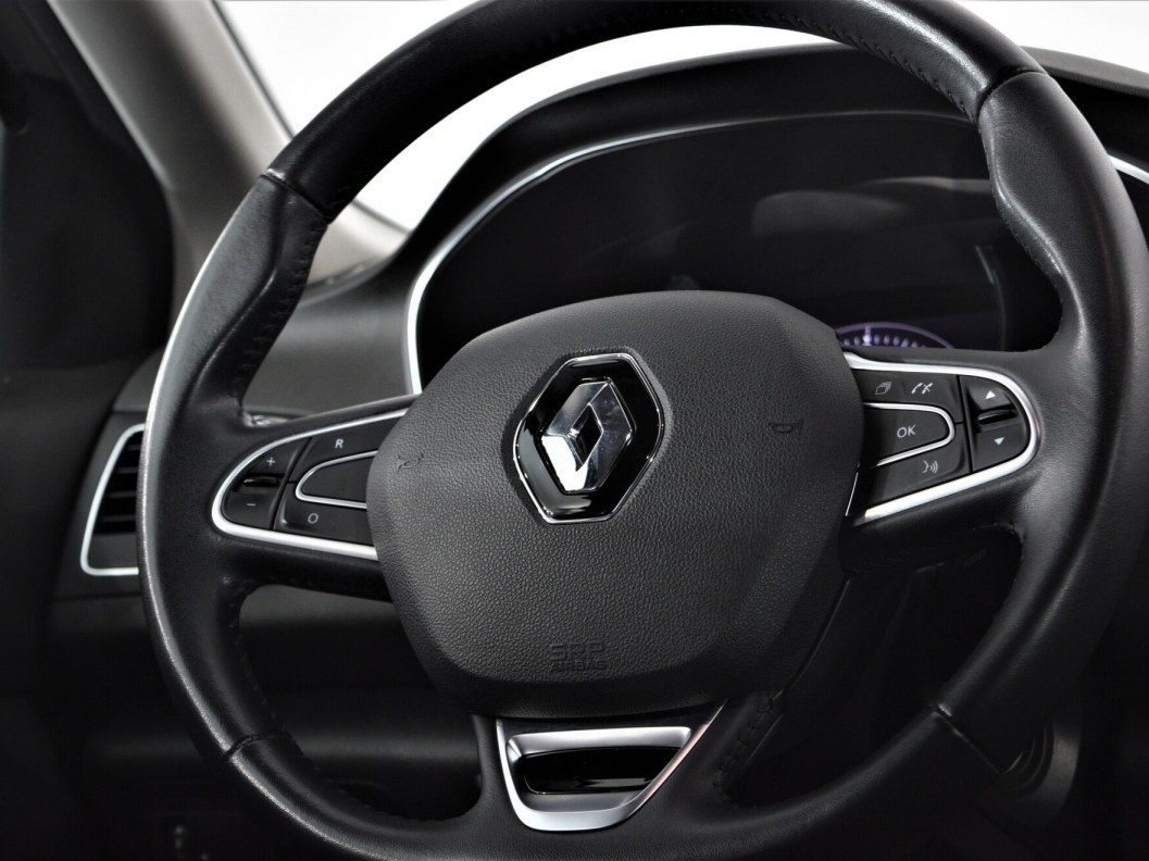 Renault Megane 1.5  фото 20