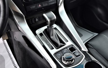 Mitsubishi Pajero Sport 2.4 МКПП превью 17