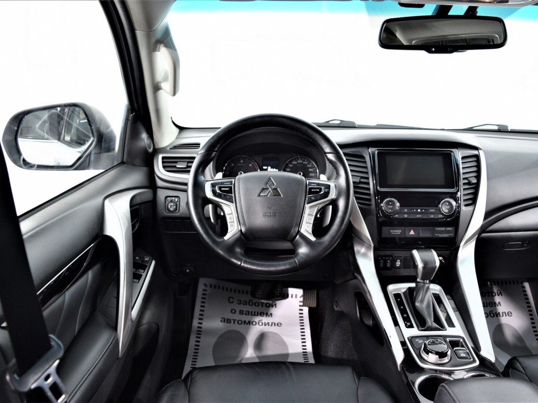 Mitsubishi Pajero Sport 2.4 МКПП фото 19