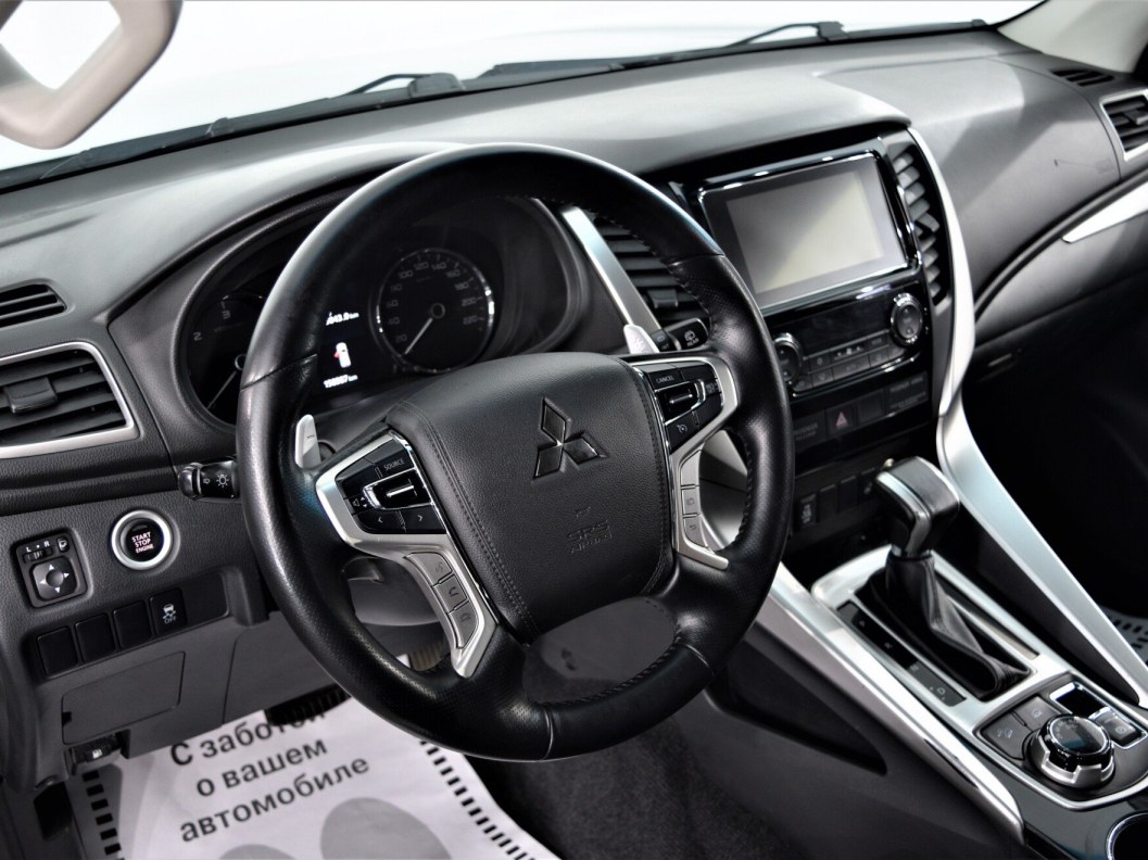 Mitsubishi Pajero Sport 2.4 МКПП фото 21