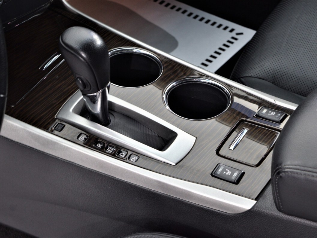Nissan Teana Elegance 2.5  фото 14