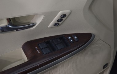 Toyota Venza Элеганс Плюс 2.7 АКПП превью 17