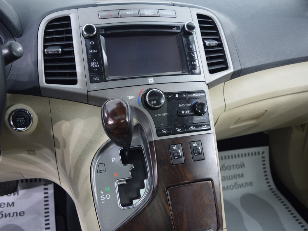 Toyota Venza Элеганс Плюс 2.7 АКПП фото 20