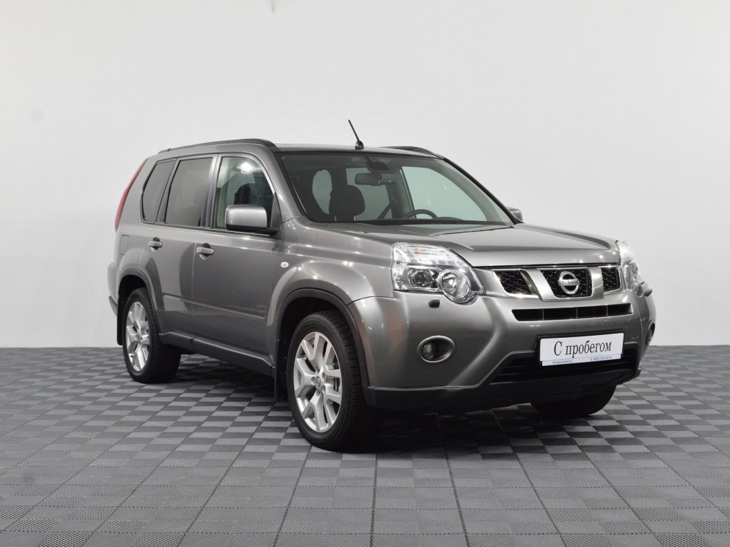 Nissan X-Trail 2.0 CVT фото 1