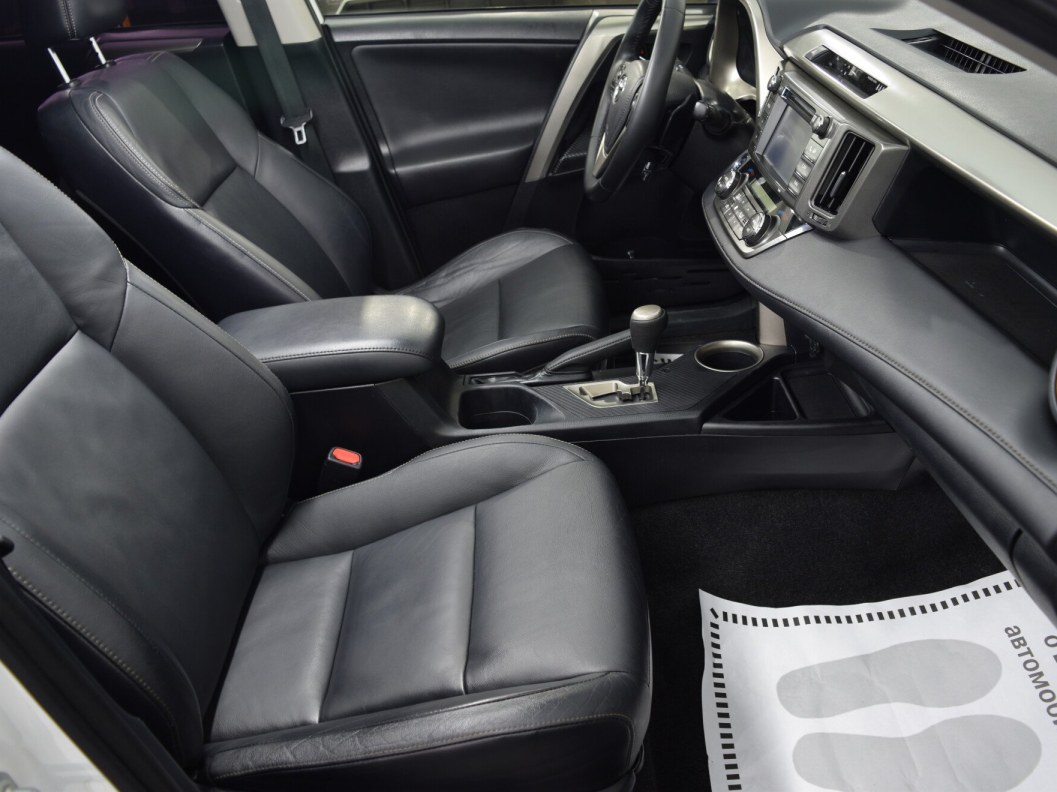 Toyota RAV4 Престиж Плюс 2.2 АКПП фото 11